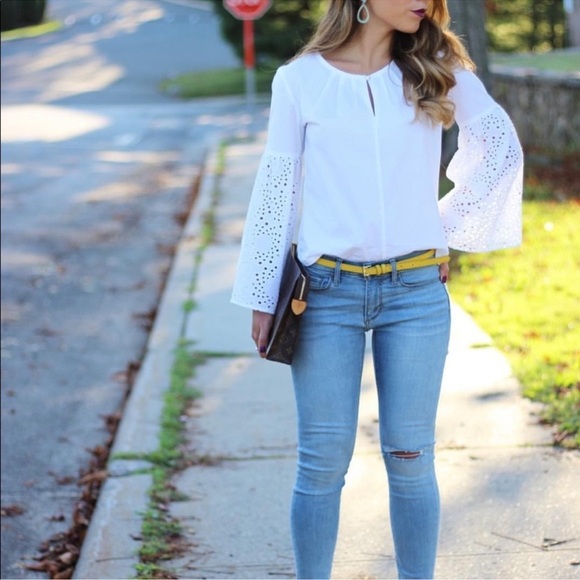 BANANA REPUBLIC Blouse White Eyelet Lace Bell Sleeves size XS - Picture 3 of 10